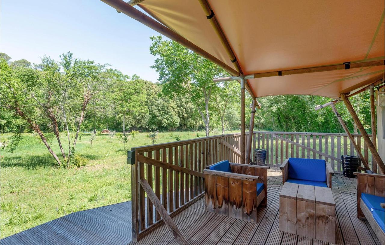 6 Bedroom Pet Friendly Home In Carcès Buitenkant foto